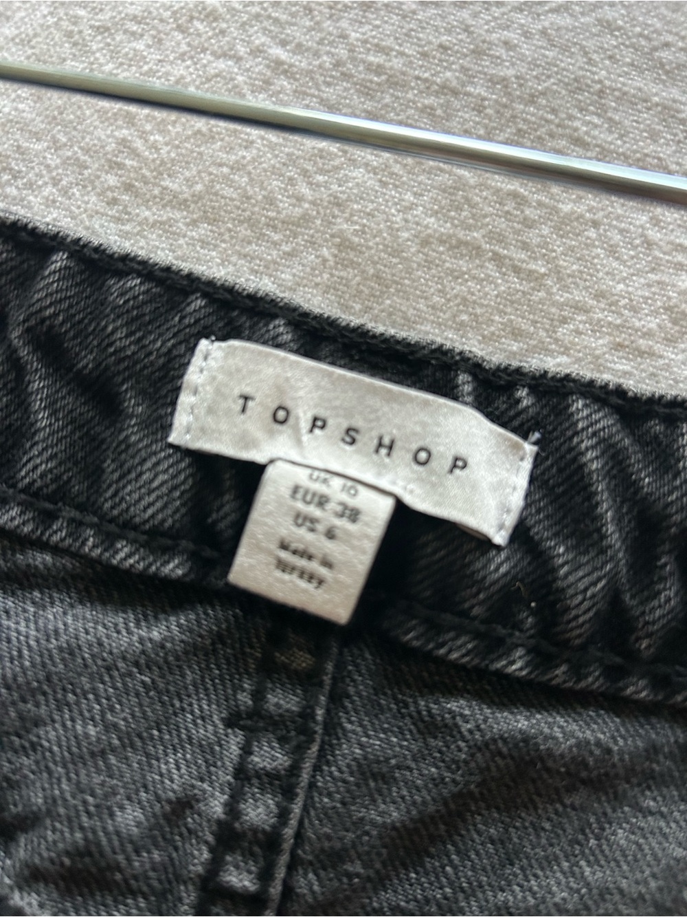 Topshop Black Denim Mini Skirt Size 4 - Picture 3 of 3